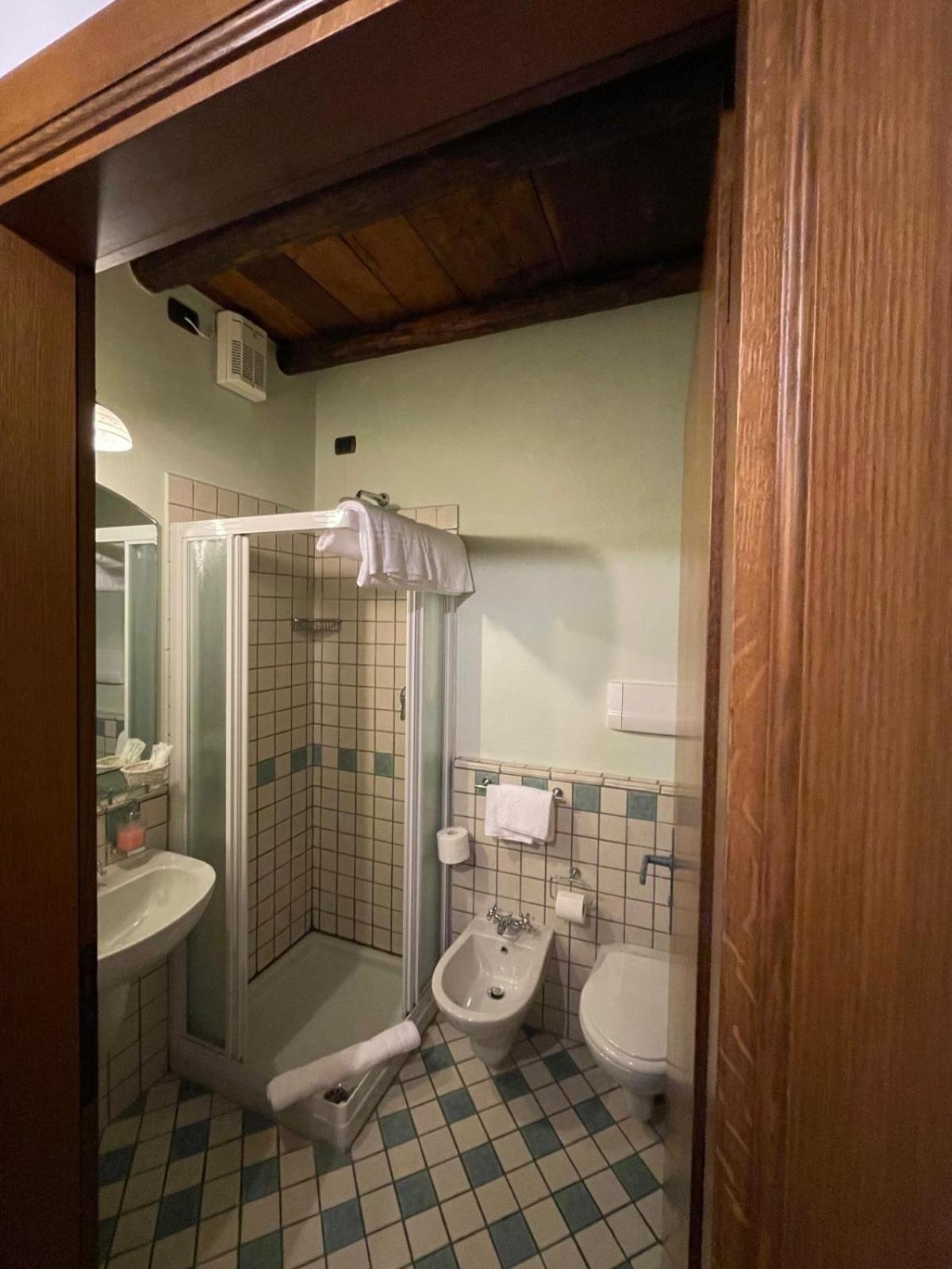Гостевой дом Cascina Belvedi Кланеццо Экстерьер фото