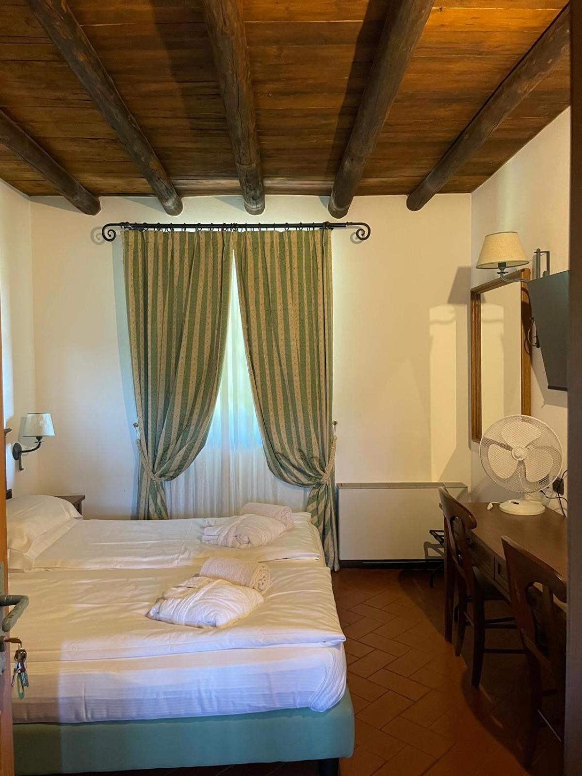 Гостевой дом Cascina Belvedi Кланеццо Экстерьер фото